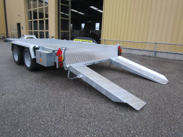 Baumaschinenanhänger HUMER H10GH126S‑35 – Bild 5