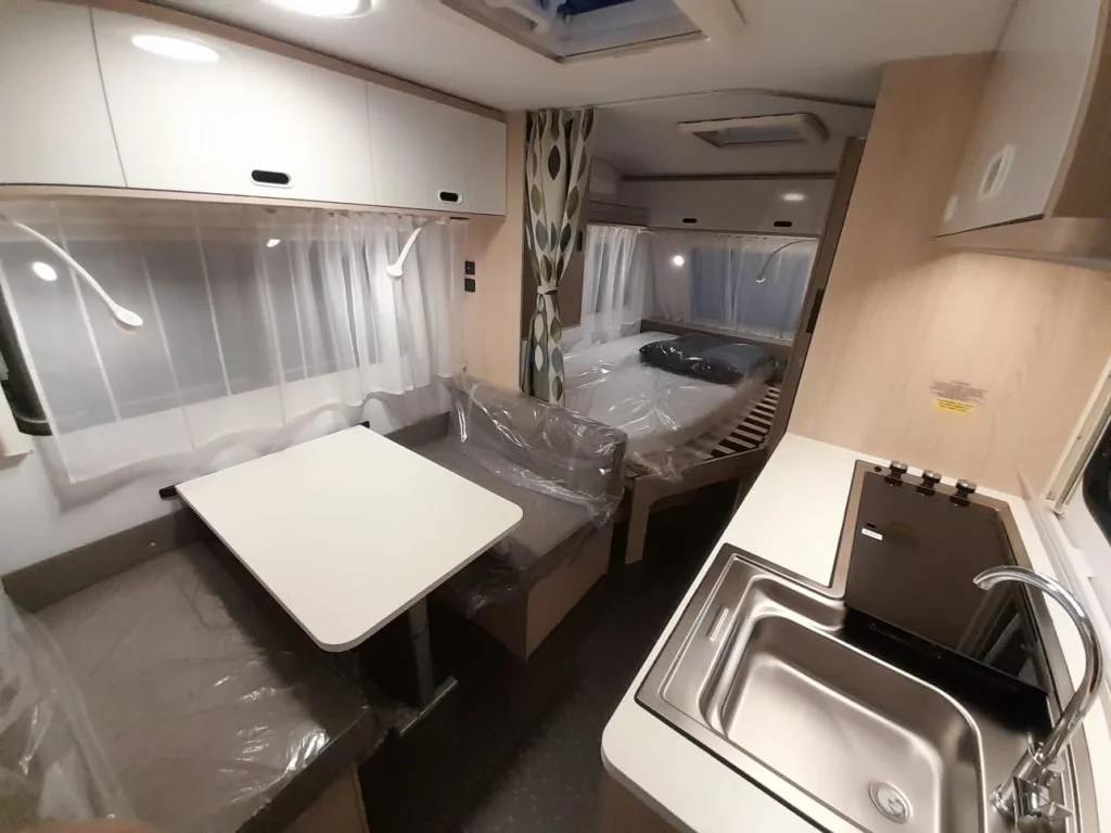 ADRIA AVIVA 472 PK Wohnwagen – Bild 7