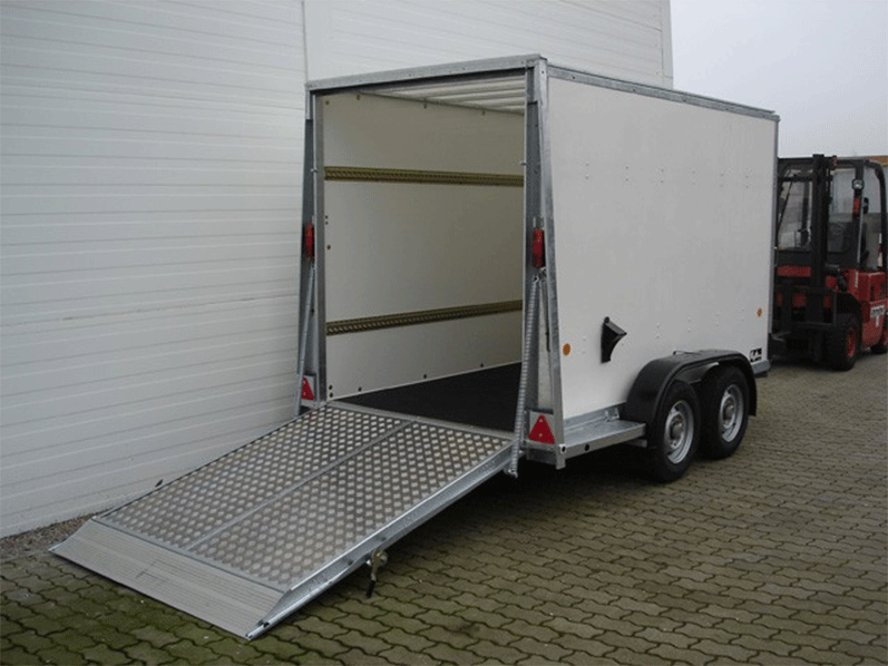 Ifor Williams Kofferanhänger BV H:214cm 2,7t|Klappenkombi-Neu