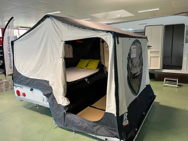 Raclet SOLENA 2.1 Faltcaravan 490 KG 2024 – Bild 6