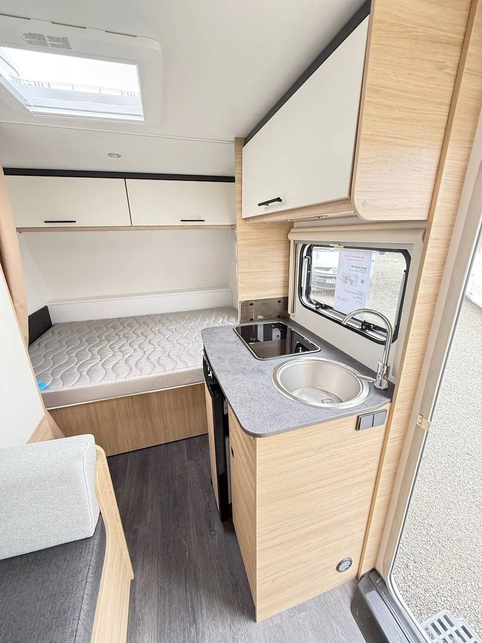 Caravelair Alba 390 – Wohnwagen 2025, 4 Schlafplätze, unter 6 m – Bild 8